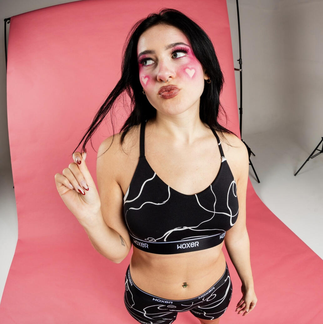 Woxer, Whimsical Hearts